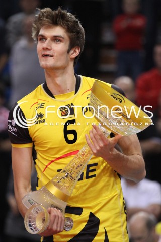  22.01.2012 RZESZOW SIATKOWKA PUCHAR POLSKI 2012 MEN VOLLEYBALL ENEA CUP MEN MECZ FINAL JASTRZEBSKI WEGIEL - PGE SKRA BELCHATOW N/Z RADOSC WYGRANA PUCHAR KAROL KLOS  