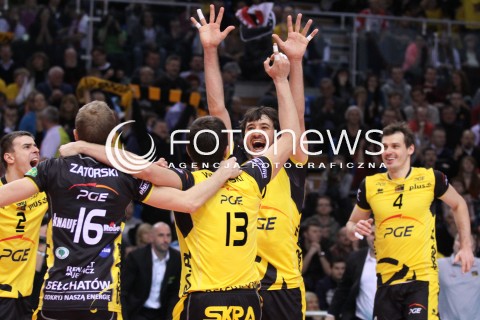  22.01.2012 RZESZOW SIATKOWKA PUCHAR POLSKI 2012 MEN VOLLEYBALL ENEA CUP MEN MECZ FINAL JASTRZEBSKI WEGIEL - PGE SKRA BELCHATOW N/Z RADOSC WYGRANA SIATKARZY PGE SKRA BELCHATOW  