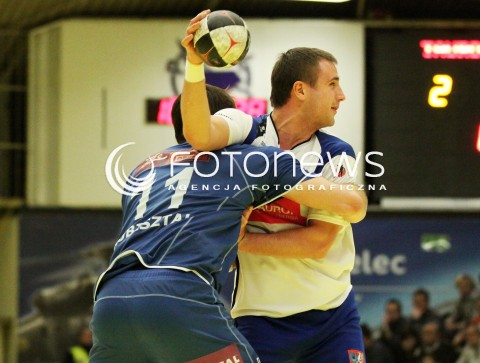  07.03.2012 MIELEC HALA MOSIR PILKA RECZNA MEZCZYZN HANDBALL PGNIG SUPERLIGA 2011/2012 MECZ TAURON STAL MIELEC - WISLA ORLEN PLOCK N/Z ADAM BABICZ MICHAL KUBISZTAL  