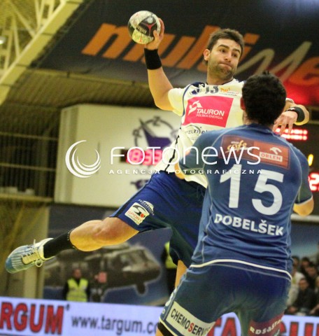  07.03.2012 MIELEC HALA MOSIR PILKA RECZNA MEZCZYZN HANDBALL PGNIG SUPERLIGA 2011/2012 MECZ TAURON STAL MIELEC - WISLA ORLEN PLOCK N/Z PAWEL GAWECKI  