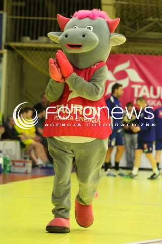  07.03.2012 MIELEC HALA MOSIR PILKA RECZNA MEZCZYZN HANDBALL PGNIG SUPERLIGA 2011/2012 MECZ TAURON STAL MIELEC - WISLA ORLEN PLOCK N/Z MASKOTKA TAURON STAL MIELEC  