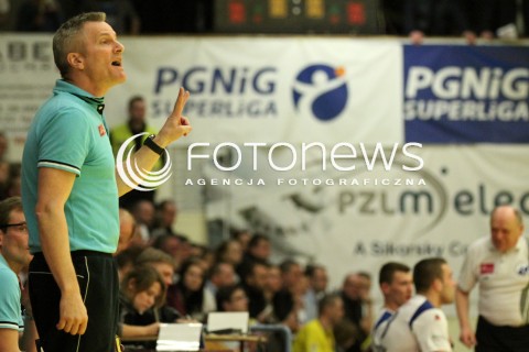  07.03.2012 MIELEC HALA MOSIR PILKA RECZNA MEZCZYZN HANDBALL PGNIG SUPERLIGA 2011/2012 MECZ TAURON STAL MIELEC - WISLA ORLEN PLOCK N/Z TRENER LARS WALTHER  