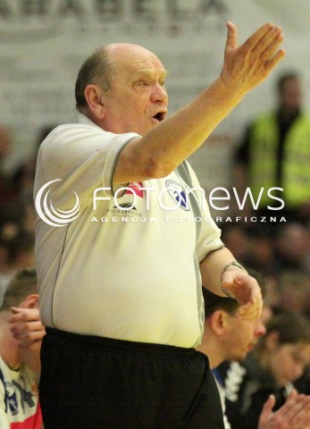  07.03.2012 MIELEC HALA MOSIR PILKA RECZNA MEZCZYZN HANDBALL PGNIG SUPERLIGA 2011/2012 MECZ TAURON STAL MIELEC - WISLA ORLEN PLOCK N/Z TRENER RYSZARD SKUTNIK  