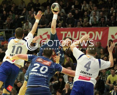  07.03.2012 MIELEC HALA MOSIR PILKA RECZNA MEZCZYZN HANDBALL PGNIG SUPERLIGA 2011/2012 MECZ TAURON STAL MIELEC - WISLA ORLEN PLOCK N/Z MICHAL KUBISZTAL MUHAMED TOROMANOVIC LUKASZ JANYST ADAM BABICZ  
