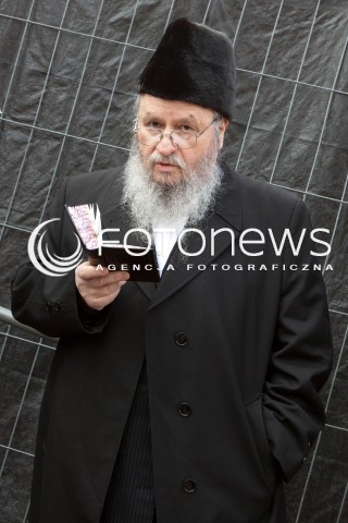  15.03.2012 LEZAJSK PIELGRZYMKA CHASYDOW DO GROBU CADYKA ELIMELECHA WEISSBLUMA W LEZAJSKU W  ROCZNICE SMIERCI.  