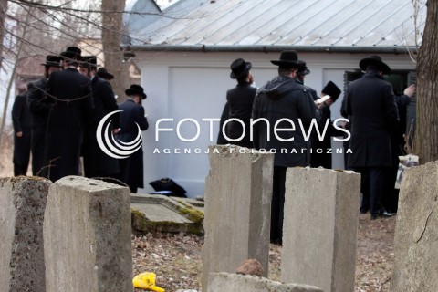  15.03.2012 LEZAJSK PIELGRZYMKA CHASYDOW DO GROBU CADYKA ELIMELECHA WEISSBLUMA W LEZAJSKU W  ROCZNICE SMIERCI.  