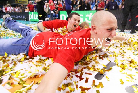  22.04.2012 RZESZOW SIATKOWKA PLUSLIGA 4. MECZ FINALOWY SEZONU 2011/2012 MEN VOLLEYBALL PLUSLIGA SEASON 2011/2012 FINAL GAME NUMBER 4 ASSECO RESOVIA - PGE SKRA BELCHATOW N/Z RADOSC KIBICOW ASSECO RESOVIA  