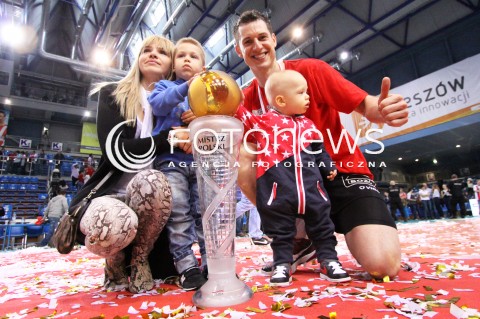  22.04.2012 RZESZOW SIATKOWKA PLUSLIGA 4. MECZ FINALOWY SEZONU 2011/2012 MEN VOLLEYBALL PLUSLIGA SEASON 2011/2012 FINAL GAME NUMBER 4 ASSECO RESOVIA - PGE SKRA BELCHATOW N/Z RADOSC WYGRANA OLIEG ACHREM ALEH AKHREM Z RODZINA  