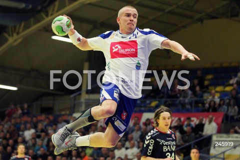  13.10.2012 MIELEC POLAND PILKA RECZNA PUCHAR EHF 2. RUNDA 2012/2013 MEN'S HANDBALL EHF CUP SECOND ROUND MECZ MATCH TAURON STAL MIELEC - TEAM TVIS HOLSTEBRO N/Z MICHAL CHODARA  
