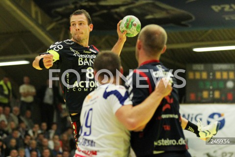  13.10.2012 MIELEC POLAND PILKA RECZNA PUCHAR EHF 2. RUNDA 2012/2013 MEN'S HANDBALL EHF CUP SECOND ROUND MECZ MATCH TAURON STAL MIELEC - TEAM TVIS HOLSTEBRO N/Z RAFAL GLINSKI SORENSEN SOREN TAU CHRISTIANSEN MADS  