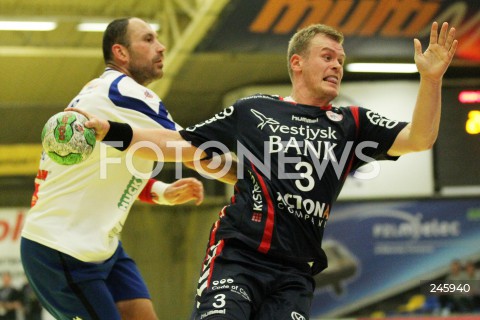  13.10.2012 MIELEC POLAND PILKA RECZNA PUCHAR EHF 2. RUNDA 2012/2013 MEN'S HANDBALL EHF CUP SECOND ROUND MECZ MATCH TAURON STAL MIELEC - TEAM TVIS HOLSTEBRO N/Z HANSEN SOREN MIROSLAW GUDZ  
