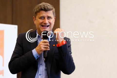  20.10.2012 RZESZOW SPOTKANIE RUCHU KOBIET RUCHU POPARCIA PALIKOTA Z UDZIALEM JANUSZA PALIKOTA I ANNY GRODZKIEJ N/Z JANUSZ PALIKOT ZLOSC  