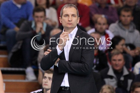  14.11.2012 RZESZOW SIATKOWKA LIGA MISTRZOW MEN CEV VOLLEYBALL CHAMPIONS LEAGUE 2013 MATCH ASSECO RESOVIA RZESZOW - BRE BANCA LANNUTTI CUNEO N/Z ANDRZEJ KOWAL TRENER ( HEAD COACH )  