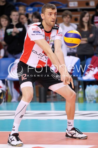  17.11.2012 RZESZOW SIATKOWKA PLUS LIGA 2012/2013 MEN VOLLEYBALL POLAND POLISH PLUSLIGA LEAGUE SEASON 2012/2013 MECZ ASSECO RESOVIA RZESZOW - EFFECTOR KIELCE N/Z LUKASZ PERLOWSKI  