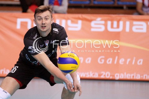  17.11.2012 RZESZOW SIATKOWKA PLUS LIGA 2012/2013 MEN VOLLEYBALL POLAND POLISH PLUSLIGA LEAGUE SEASON 2012/2013 MECZ ASSECO RESOVIA RZESZOW - EFFECTOR KIELCE N/Z KRZYSZTOF IGNACZAK  