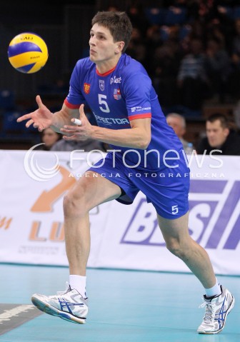  17.11.2012 RZESZOW SIATKOWKA PLUS LIGA 2012/2013 MEN VOLLEYBALL POLAND POLISH PLUSLIGA LEAGUE SEASON 2012/2013 MECZ ASSECO RESOVIA RZESZOW - EFFECTOR KIELCE N/Z MILOSZ ZNISZCZOL  