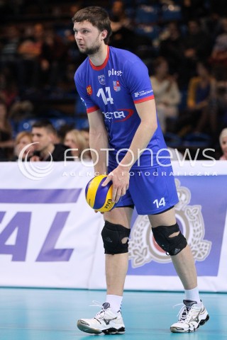  17.11.2012 RZESZOW SIATKOWKA PLUS LIGA 2012/2013 MEN VOLLEYBALL POLAND POLISH PLUSLIGA LEAGUE SEASON 2012/2013 MECZ ASSECO RESOVIA RZESZOW - EFFECTOR KIELCE N/Z GRZEGORZ PAJAK  