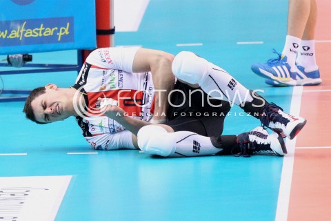  17.11.2012 RZESZOW SIATKOWKA PLUS LIGA 2012/2013 MEN VOLLEYBALL POLAND POLISH PLUSLIGA LEAGUE SEASON 2012/2013 MECZ ASSECO RESOVIA RZESZOW - EFFECTOR KIELCE N/Z ZBIGNIEW BARTMAN BOL URAZ KONTUZJA  