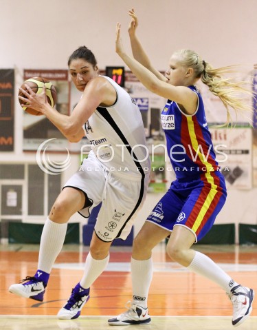  28.11.2012 LANCUT KOSZYKOWKA KOBIET FORD GERMAZ EKSTRAKLASA PLKK WOMEN BASKETBALL MECZ AZS OPTEAM RZESZOW - CENTRUM WZGORZE GDYNIA N/Z JOANNA KEDZIA MARZENA MARCINIAK  