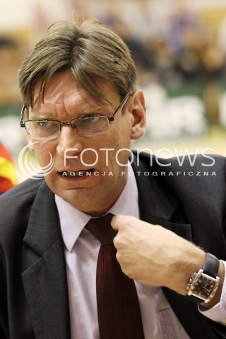  28.11.2012 LANCUT KOSZYKOWKA KOBIET FORD GERMAZ EKSTRAKLASA PLKK WOMEN BASKETBALL MECZ AZS OPTEAM RZESZOW - CENTRUM WZGORZE GDYNIA N/Z VADIM CZECZURO TRENER ( HEAD COACH )  