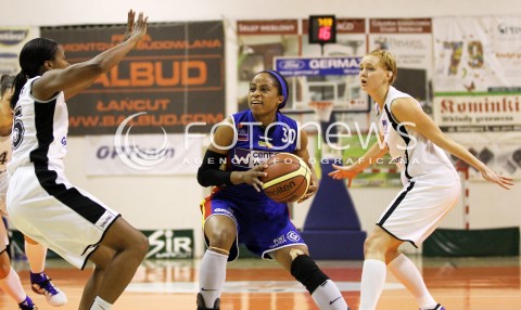  28.11.2012 LANCUT KOSZYKOWKA KOBIET FORD GERMAZ EKSTRAKLASA PLKK WOMEN BASKETBALL MECZ AZS OPTEAM RZESZOW - CENTRUM WZGORZE GDYNIA N/Z LORIN DIXON LEAH METCALF ANNA KUNCEWICZ  
