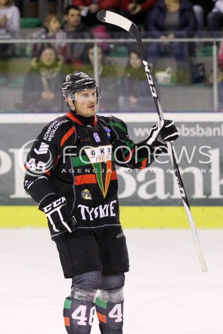  04.12.2012 SANOK HOKEJ NA LODZIE PLH MECZ CIARKO PBS BANK SANOK - GKS TYCHY N/Z TOMAS JAKES  