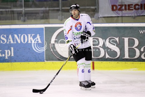  04.12.2012 SANOK HOKEJ NA LODZIE PLH MECZ CIARKO PBS BANK SANOK - GKS TYCHY N/Z IVO KOTASKA  
