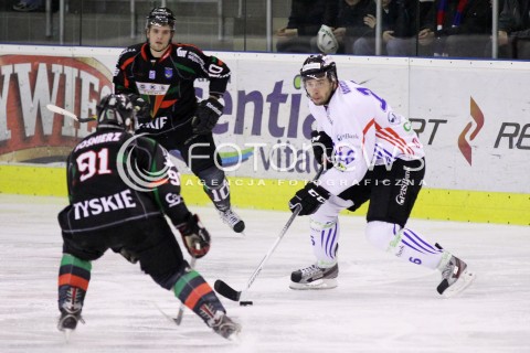  04.12.2012 SANOK HOKEJ NA LODZIE PLH MECZ CIARKO PBS BANK SANOK - GKS TYCHY N/Z WOJTEK WOJCIECH WOLSKI LUKASZ SOSNIERZ MARTIN PRZYGODZKI  