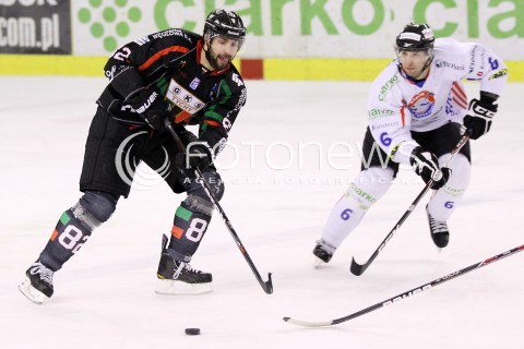  04.12.2012 SANOK HOKEJ NA LODZIE PLH MECZ CIARKO PBS BANK SANOK - GKS TYCHY N/Z MIKOLAJ LOPUSKI IVO KOTASKA  