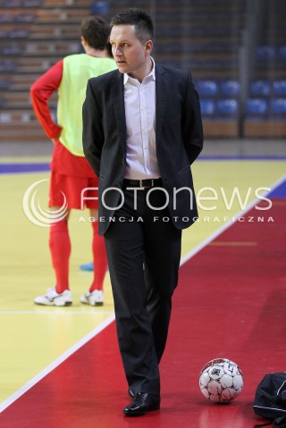 05.12.2012 RZESZOW FUTSAL PILKA NOZNA REPREZENTACJA POLSKI MECZ TOWARZYSKI POLSKA - MOLDAWIA N/Z KLAUDIUSZ HIRSCH TRENER  