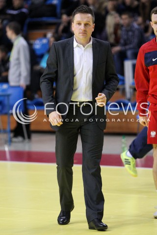  05.12.2012 RZESZOW FUTSAL PILKA NOZNA REPREZENTACJA POLSKI MECZ TOWARZYSKI POLSKA - MOLDAWIA N/Z KLAUDIUSZ HIRSCH TRENER  