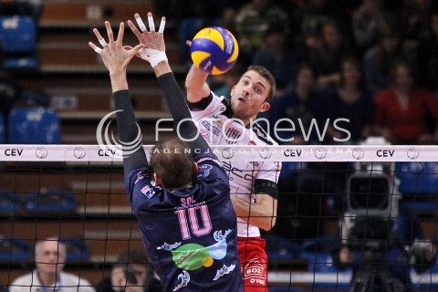  12.12.2012 RZESZOW SIATKOWKA LIGA MISTRZOW MEN CEV VOLLEYBALL CHAMPIONS LEAGUE 2013 MATCH ASSECO RESOVIA RZESZOW - ARAGO DE SETE N/Z NIKOLA KOVACEVIC JEAN PHILIPPE SOL  
