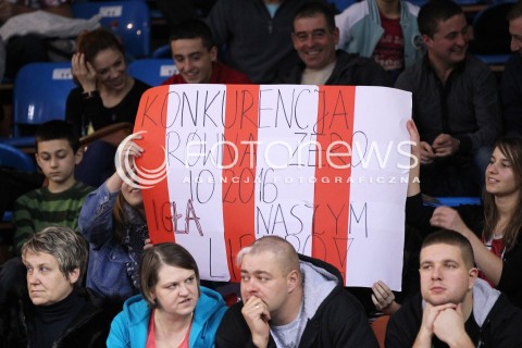  12.12.2012 RZESZOW SIATKOWKA LIGA MISTRZOW MEN CEV VOLLEYBALL CHAMPIONS LEAGUE 2013 MATCH ASSECO RESOVIA RZESZOW - ARAGO DE SETE N/Z BANER TRANSPARENT KIBICE IGLA - NASZ LIBERO NA IO 2016 KRZYSZTOF IGNACZAK  