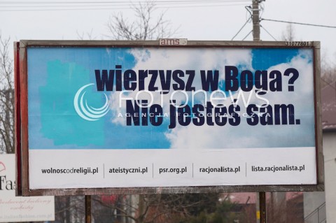 18.12.2012 RZESZOW W MIESCIE POJAWILY SIE ATEISTYCZNE BILBORDY. JUZ DWA RAZY ZOSTALY ZNISZCZONE POPRZEZ WYLANIE NA NICH FARBY N/Z ATEISTYCZNA REKLAMA ZAMALOWANA NIEBIESKA FARBA  