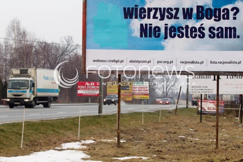  18.12.2012 RZESZOW W MIESCIE POJAWILY SIE ATEISTYCZNE BILBORDY. JUZ DWA RAZY ZOSTALY ZNISZCZONE POPRZEZ WYLANIE NA NICH FARBY N/Z ATEISTYCZNA REKLAMA ZAMALOWANA NIEBIESKA FARBA  
