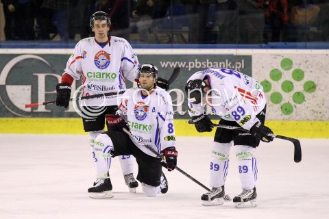  29.12.2012 SANOK HOKEJ NA LODZIE FINAL PUCHARU POLSKI MECZ CIARKO PBS BANK SANOK - JKH GKS JASTRZEBIE N/Z SMUTEK PORAZKA PRZEGRANA MARTIN VOZDECKY TOMASZ MALASINSKI KRYSTIAN DZIUBINSKI  