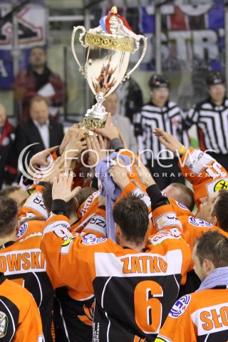  29.12.2012 SANOK HOKEJ NA LODZIE FINAL PUCHARU POLSKI MECZ CIARKO PBS BANK SANOK - JKH GKS JASTRZEBIE N/Z RADOSC WYGRANA MISTRZ POLSKI JKH JASTRZEBIE  