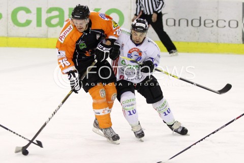  29.12.2012 SANOK HOKEJ NA LODZIE FINAL PUCHARU POLSKI MECZ CIARKO PBS BANK SANOK - JKH GKS JASTRZEBIE N/Z MACIEJ SULKA KRZYSZTOF ZAPALA  