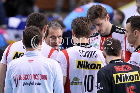  04.01.2013 RZESZOW SIATKOWKA PLUS LIGA 2012/2013 MEN VOLLEYBALL POLAND POLISH PLUSLIGA LEAGUE SEASON 2012/2013 MECZ ASSECO RESOVIA RZESZOW - DELECTA BYDGOSZCZ N/Z ANDRZEJ KOWAL TRENER ( HEAD COACH )  