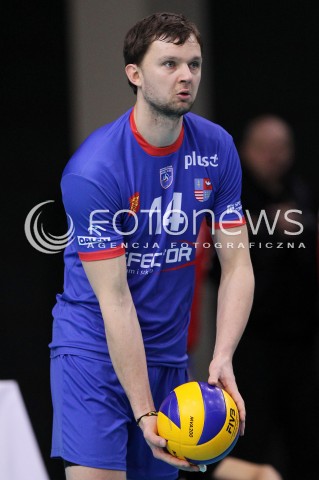  09.01.2013 RZESZOW SIATKOWKA MEZCZYZN PUCHAR POLSKI SEZON 2012/2013 <br />MEN VOLLEYBALL POLAND POLISH CUP SEASON 2012/2013 MECZ ASSECO RESOVIA RZESZOW - EFFECTOR KIELCE <br />N/Z GRZEGORZ PAJAK  
