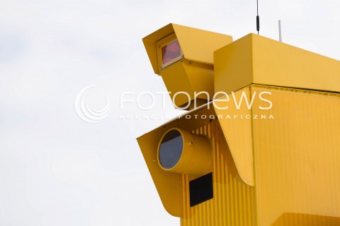 13.01.2013 RZESZOW ZDJECIE ILUSTRACYJNE N/Z ZOLTY FOTORADAR NA DRODZE  