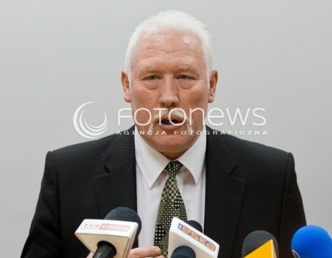  16.01.2013 RZESZOW KONFERENCJA DOTYCZACA PROGRAMU BADZ W OLIMPIJSKIEJ FORMIE Z UDZIALEM WLADYSLAWA KOZAKIEWICZA - MISTRZ OLIMPIJSKI Z MOSKWY Z 1980 ROKU N/Z WLADYSLAW KOZAKIEWICZ  