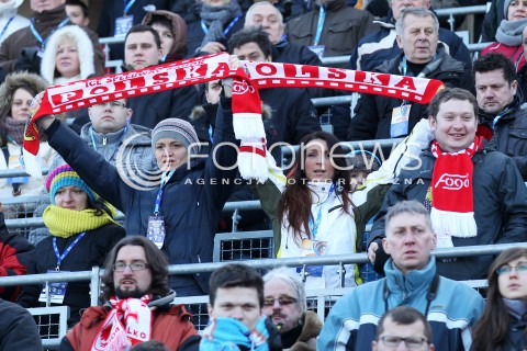  26.01.2013 SANOK ZUZEL NA LODZIE<br />FINAL DRUZYNOWYCH MISTRZOSTW SWIATA W ZUZLU NA LODZIE 2013<br />FIM TEAM ICE SPEEDWAY GLADIATORS WORLD CHAMPIONSHIP<br />N/Z KIBIC KIBICE FAN FANKI  