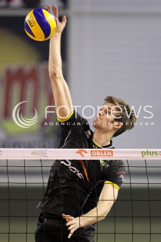  02.02.2013 KIELCE SIATKOWKA PLUS LIGA 2012/2013<br />MEN VOLLEYBALL POLAND POLISH PLUSLIGA LEAGUE SEASON 2012/2013 <br />MECZ EFFECTOR KIELCE - PGE SKRA BELCHATOW N/Z KAROL KLOS  