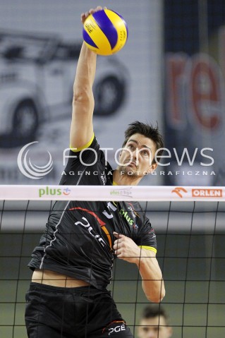  02.02.2013 KIELCE SIATKOWKA PLUS LIGA 2012/2013<br />MEN VOLLEYBALL POLAND POLISH PLUSLIGA LEAGUE SEASON 2012/2013 <br />MECZ EFFECTOR KIELCE - PGE SKRA BELCHATOW N/Z WYTZE KOOISTRA  
