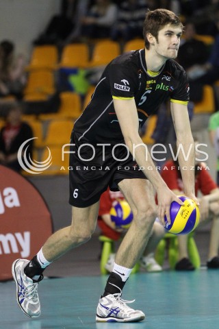  02.02.2013 KIELCE SIATKOWKA PLUS LIGA 2012/2013<br />MEN VOLLEYBALL POLAND POLISH PLUSLIGA LEAGUE SEASON 2012/2013 <br />MECZ EFFECTOR KIELCE - PGE SKRA BELCHATOW N/Z KAROL KLOS  