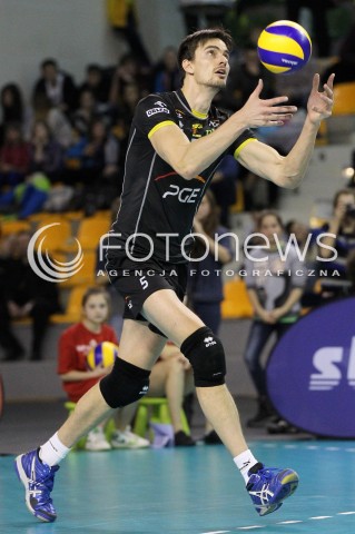  02.02.2013 KIELCE SIATKOWKA PLUS LIGA 2012/2013<br />MEN VOLLEYBALL POLAND POLISH PLUSLIGA LEAGUE SEASON 2012/2013 <br />MECZ EFFECTOR KIELCE - PGE SKRA BELCHATOW N/Z WYTZE KOOISTRA  