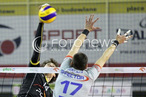  02.02.2013 KIELCE SIATKOWKA PLUS LIGA 2012/2013<br />MEN VOLLEYBALL POLAND POLISH PLUSLIGA LEAGUE SEASON 2012/2013 <br />MECZ EFFECTOR KIELCE - PGE SKRA BELCHATOW N/Z ALEKSANDAR ATANASIJEVIC NIKOLAY PENCHEV  