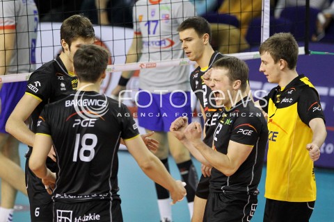  02.02.2013 KIELCE SIATKOWKA PLUS LIGA 2012/2013<br />MEN VOLLEYBALL POLAND POLISH PLUSLIGA LEAGUE SEASON 2012/2013 <br />MECZ EFFECTOR KIELCE - PGE SKRA BELCHATOW N/Z PAWEL WOICKI MARIUSZ WLAZLY RADOSC  