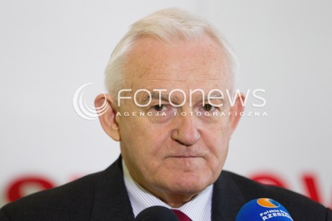  09.02.2013 RZESZOW WIZYTA PRZEWODNICZACEGO SLD LESZKA MILLERA W RZESZOWIE<br />N/Z LESZEK MILLER  